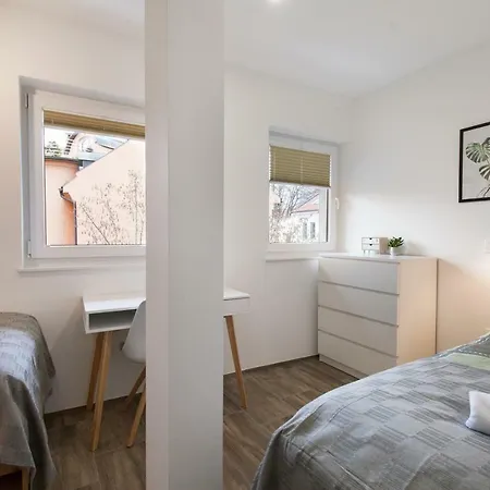 Felix Tour As * Ljubljana